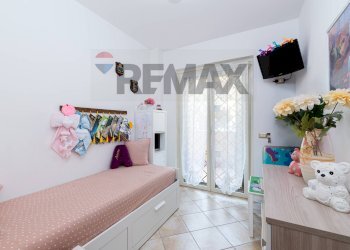 Camera / camera da letto - Three-room apartment VIA TEVERE
14/c, Mentana - photo 13