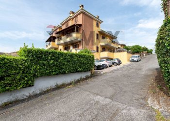 Edificio all\'aperto - Three-room apartment VIA TEVERE
14/c, Mentana - photo 27