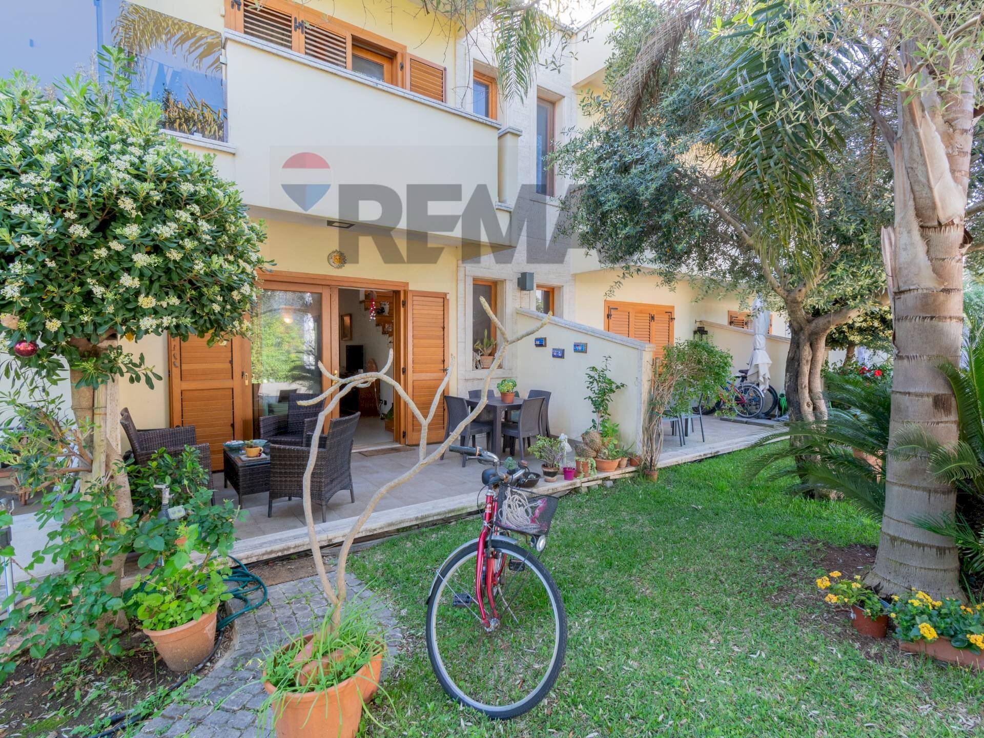 Giardino - Semi-detached house via Telemaco
 
23, Palermo - photo 1