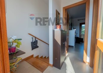 Hall / corridoio - Semi-detached house via Telemaco
 
23, Palermo - photo 38
