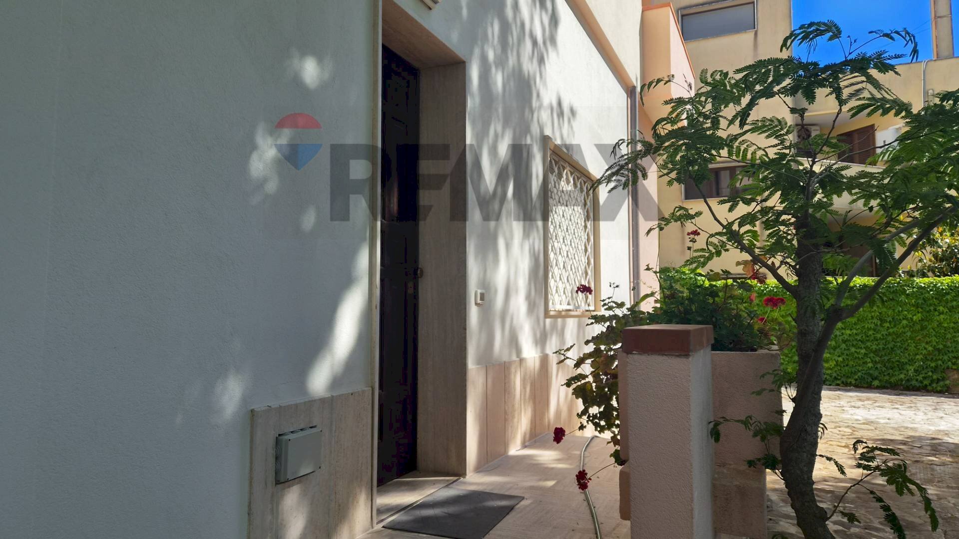 Edificio all\'aperto - Semi-detached house Via Leonardo Centonze
61, Castelvetrano - photo 3