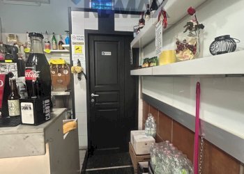 Dispensa di stoccaggio - Bar Tavola Calda - Fredda Via Fratelli Canale
4R, Genova - foto 7