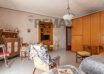Sala da pranzo - Quadrilocale Via Ciancio
 
3, Caltagirone - foto 17