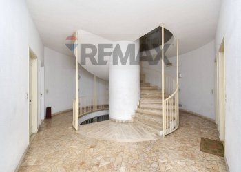 Scale - Apartment Via Livorno
 
125, Aci Castello - photo 4