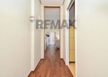 Hall / corridoio - Apartment Via Livorno
 
125, Aci Castello - photo 10