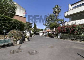 Edificio all\'aperto - Apartment Via Livorno
 
125, Aci Castello - photo 13