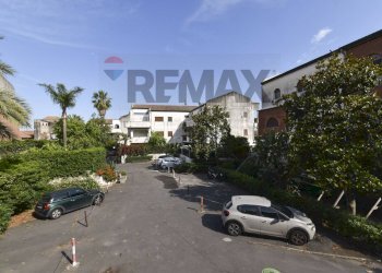 Edificio all\'aperto - Apartment Via Livorno
 
125, Aci Castello - photo 14