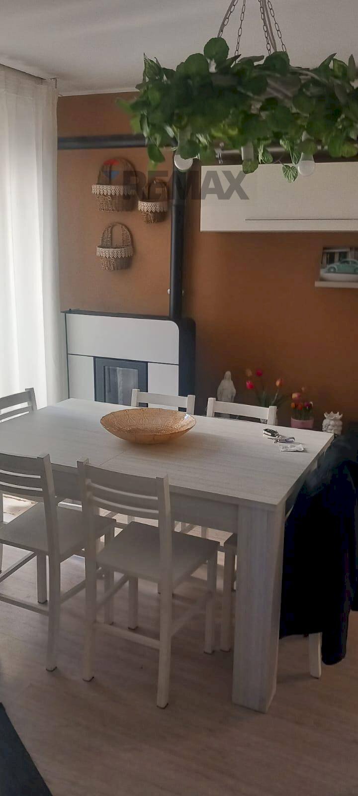 Sala da pranzo - Trilocale Via Gabelle
 
21, Caltagirone - foto 1
