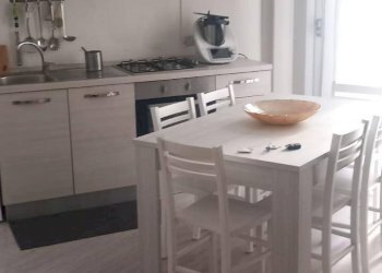 Sala da pranzo - Trilocale Via Gabelle
 
21, Caltagirone - foto 4