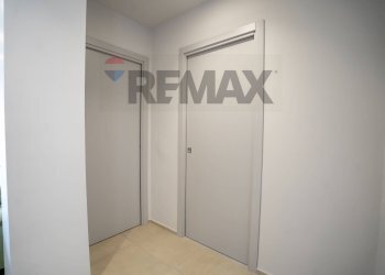 Hall / corridoio - Three-room apartment Viale Mario Rapisardi
 
707, Catania - photo 11