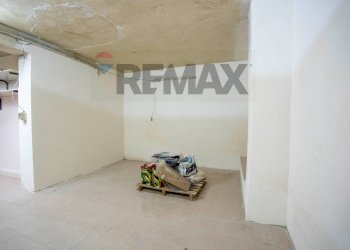 Parcheggio - Three-room apartment Viale Mario Rapisardi
 
707, Catania - photo 24