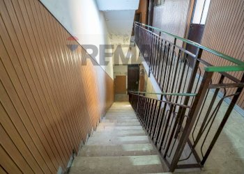 Scale - Three-room apartment Viale Mario Rapisardi
 
707, Catania - photo 33