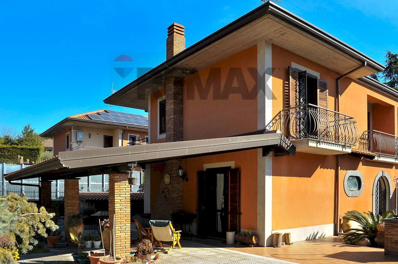Casa all\'aperto - Casa semi indipendente Via Guardia Ragala
11, Nicolosi - foto 2