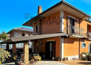 Casa all\'aperto - Casa semi indipendente Via Guardia Ragala
 
11, Nicolosi - foto 2