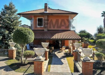 Casa all\'aperto - Casa semi indipendente Via Guardia Ragala
 
11, Nicolosi - foto 24
