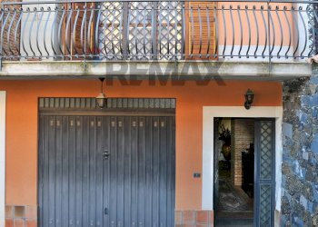 Edificio all\'aperto - Casa semi indipendente Via Guardia Ragala
 
11, Nicolosi - foto 32