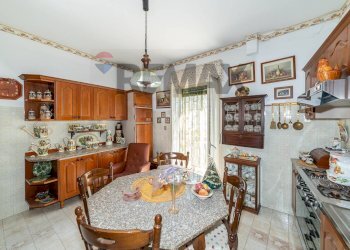 Cucina - Apartment Vicolo Della Vigna
 
17, Catania - photo 1