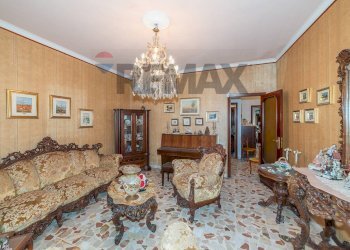 Soggiorno - Apartment Vicolo Della Vigna
 
17, Catania - photo 5