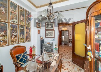 Sala da pranzo - Apartment Vicolo Della Vigna
 
17, Catania - photo 6