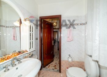 Bagno - Apartment Vicolo Della Vigna
 
17, Catania - photo 18