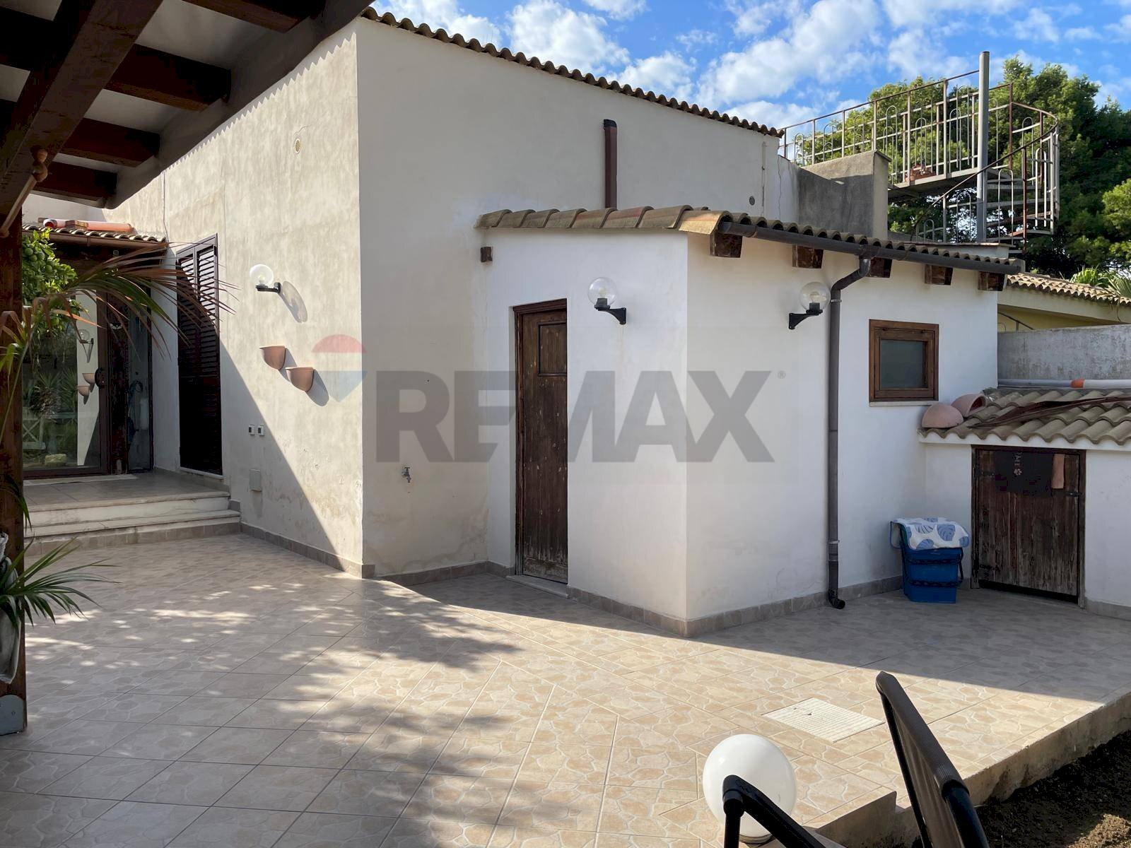 Casa all\'aperto - Villa Via delle Mandorle
 
29, Valderice - foto 1
