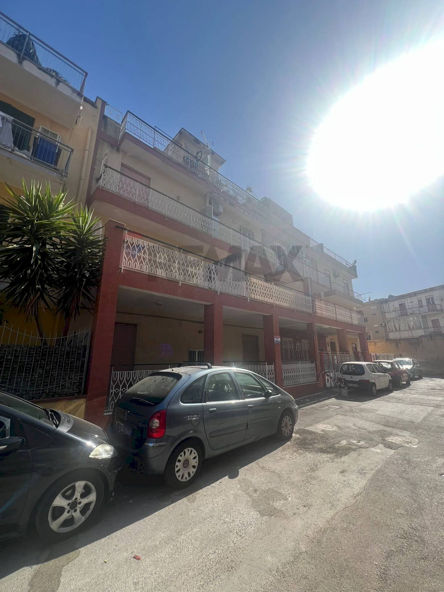 Edificio all\'aperto - Bilocale Via Emanuele Viola
6, Palermo - foto 2