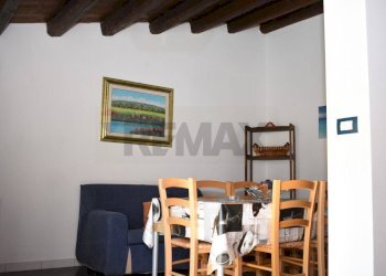 Sala da pranzo - Casa indipendente via verdi
 
10, Castellammare del Golfo - foto 10