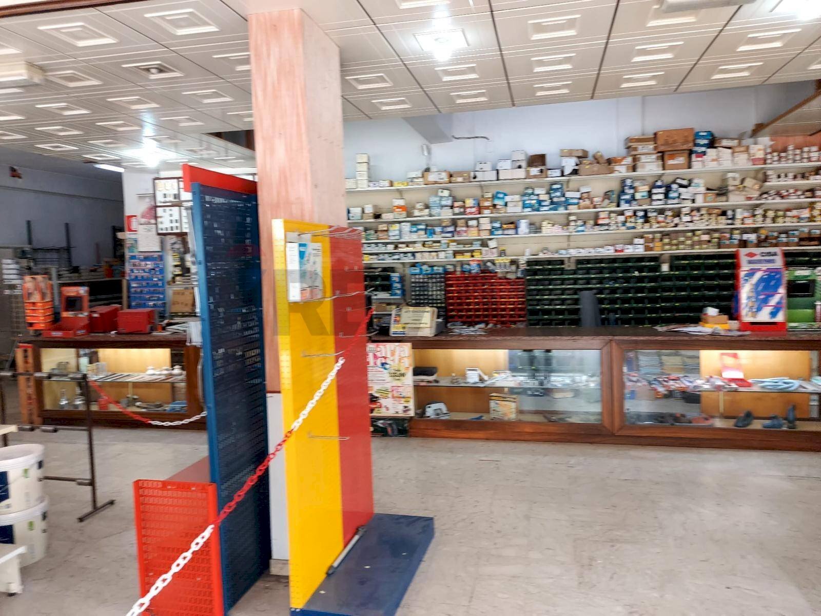 Dispensa di stoccaggio - Locale Commerciale viale dei platani, Partinico - foto 3