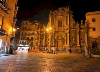 Edificio all\'aperto - Commercial Activity Piazza Sant'anna
24, Palermo - photo 13