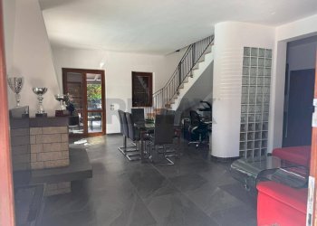Sala da pranzo - Villa Via Piano San Michele, C.da Torre Colonna
 
10, Altavilla Milicia - foto 23