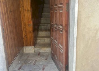 Scale - Independent house Piazza Vittorio Emmanuele Orlando
 
3, Partinico - photo 2