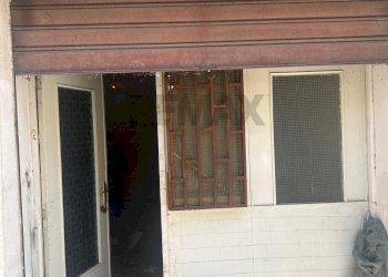 Edificio all\'aperto - Semi-detached house VIA ROMA 7 VIA TERRANOVA 2
 
7, Partinico - photo 4