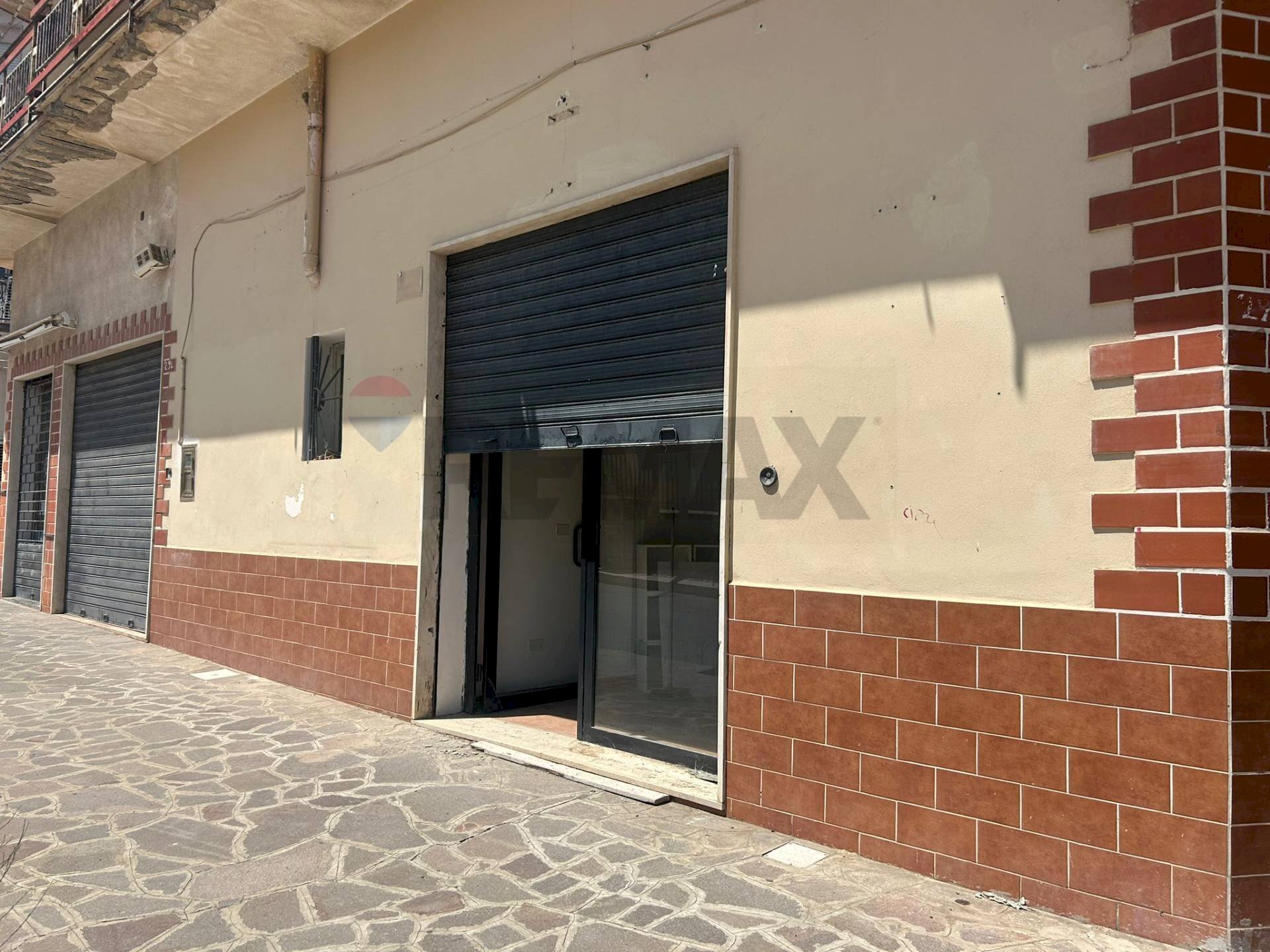 Edificio all\'aperto - Locale Commerciale PRINCIPE UMBERTO VIA DELLE CAPRE, Partinico - foto 3