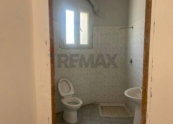 Bagno - Locale Commerciale PRINCIPE UMBERTO VIA DELLE CAPRE, Partinico - foto 7