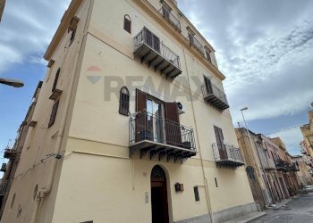 Edificio all\'aperto - Attic VIA  GISIRA
 
15, Termini Imerese - photo 2