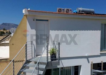 Casa all\'aperto - Semi-detached house via c7, Custonaci - photo 90