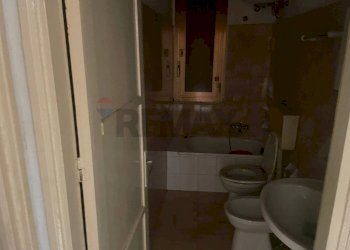 Bagno - Quadrilocale via Panfalone
 
28, Custonaci - foto 4