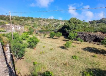 Vista delle montagne - Building land Località Bonsulton, Pantelleria - photo 10
