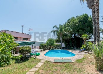 Piscina - Villa Palermo - foto 7