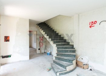 Scale - Casa semi indipendente via agnano
 
17, San Giovanni la Punta - foto 20