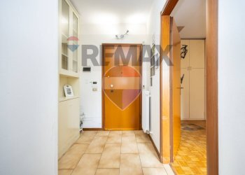 Hall / corridoio - Quadrilocale via undici febbraio
93, Vimodrone - foto 6