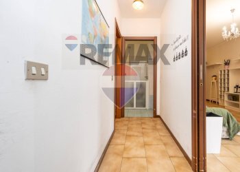 Hall / corridoio - Quadrilocale via undici febbraio
93, Vimodrone - foto 16