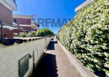 Ingresso - Three-room apartment Via Ischia
 
24, Nettuno - photo 4