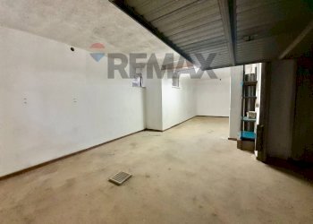 Box - Three-room apartment Via Ischia
 
24, Nettuno - photo 21