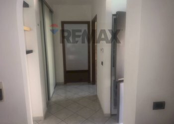 Hall / corridoio - Trilocale Via Luigi Volpicelli
 
8, Roma - foto 4