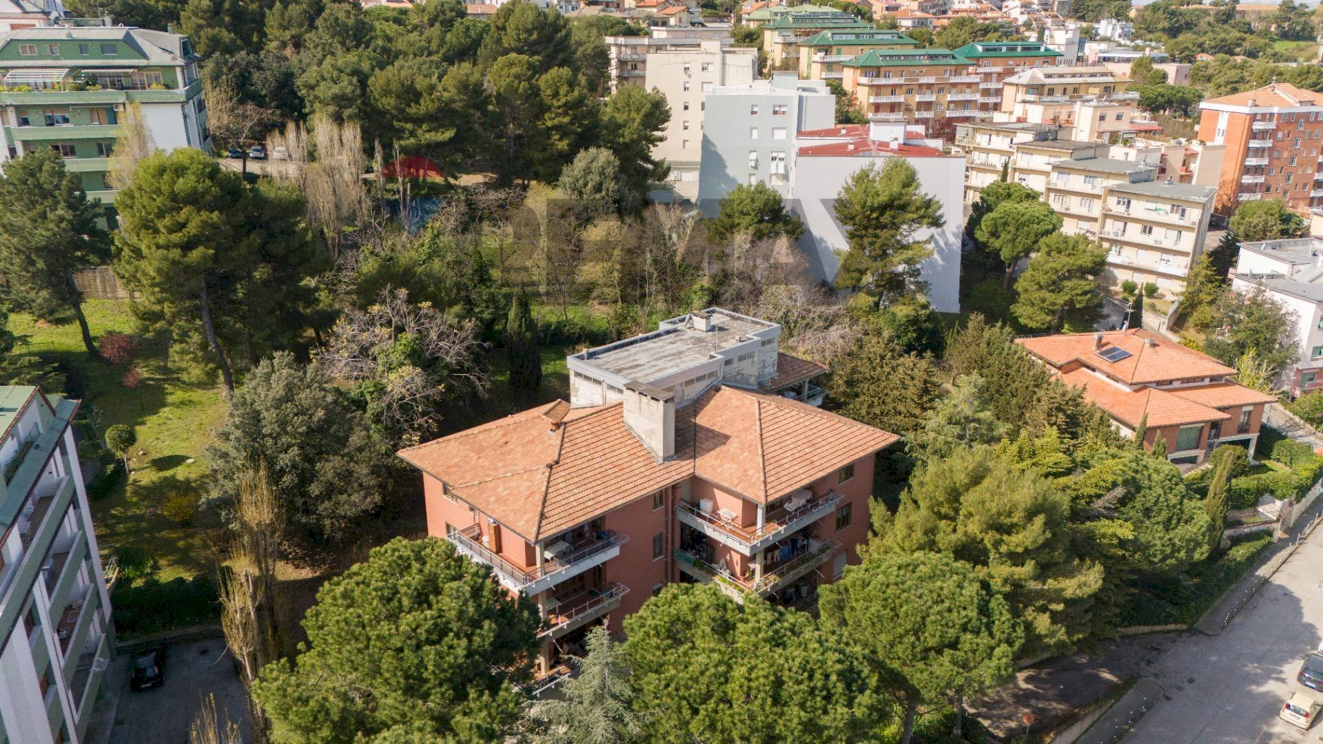 Casa all\'aperto - Apartment via Galileo Galilei
14, Falconara Marittima - photo 3