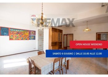 Sala da pranzo - Appartamento via Galileo Galilei
 
14, Falconara Marittima - foto 1