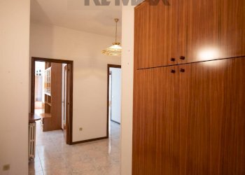 Hall / corridoio - Appartamento via Galileo Galilei
 
14, Falconara Marittima - foto 19