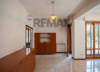 Stanza vuota - Appartamento via Galileo Galilei
 
14, Falconara Marittima - foto 24