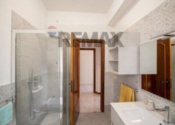 Bagno - Appartamento via Galileo Galilei
 
14, Falconara Marittima - foto 57